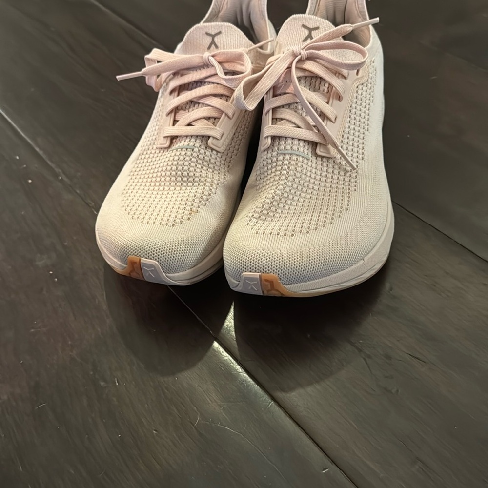 Women's Pink Athletic Shoes